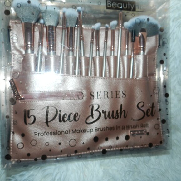 Beauty treats Pro 15 Piece Brush Set + Brush Belt Case Gold Set🆕FAST🏃🏻💨⚡🚚 - Picture 5 of 16